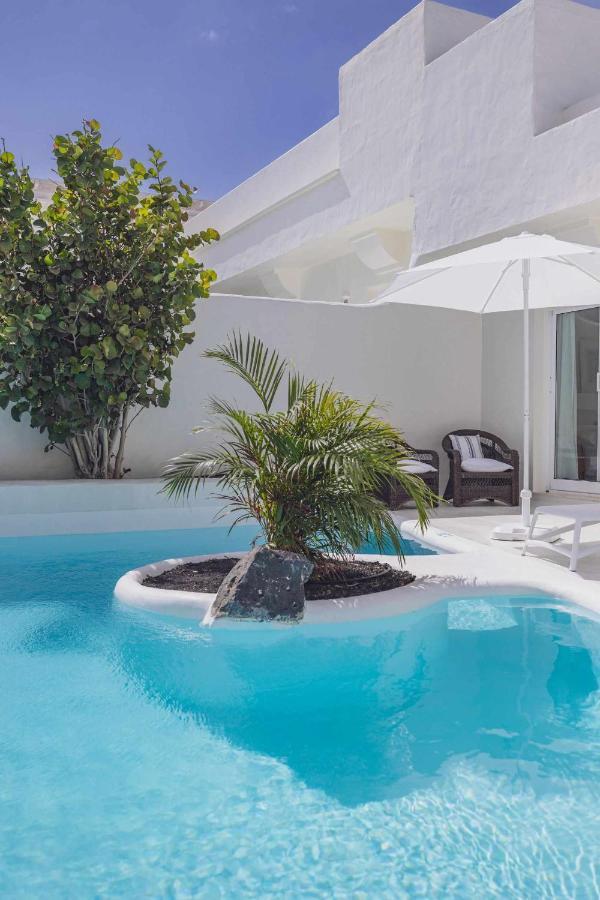 Villa Tiguaro Piscina Climat Jacuzzy Ac Villa 9 12 คอร์ราเลโฮ ภายนอก รูปภาพ