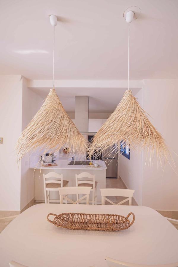 Villa Tiguaro Piscina Climat Jacuzzy Ac Villa 9 12 คอร์ราเลโฮ ภายนอก รูปภาพ