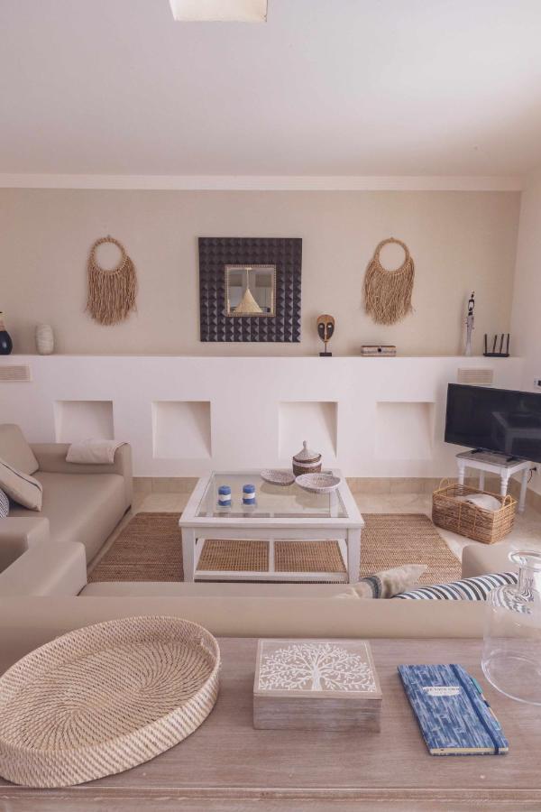 Villa Tiguaro Piscina Climat Jacuzzy Ac Villa 9 12 คอร์ราเลโฮ ภายนอก รูปภาพ