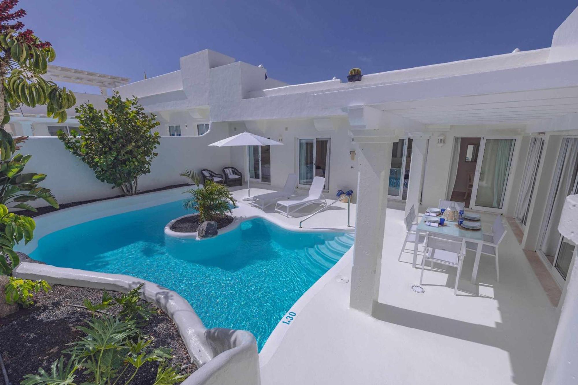 Villa Tiguaro Piscina Climat Jacuzzy Ac Villa 9 12 คอร์ราเลโฮ ภายนอก รูปภาพ